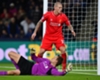 Ray Clemence: Kiper & Bek Liverpool Saling Percaya