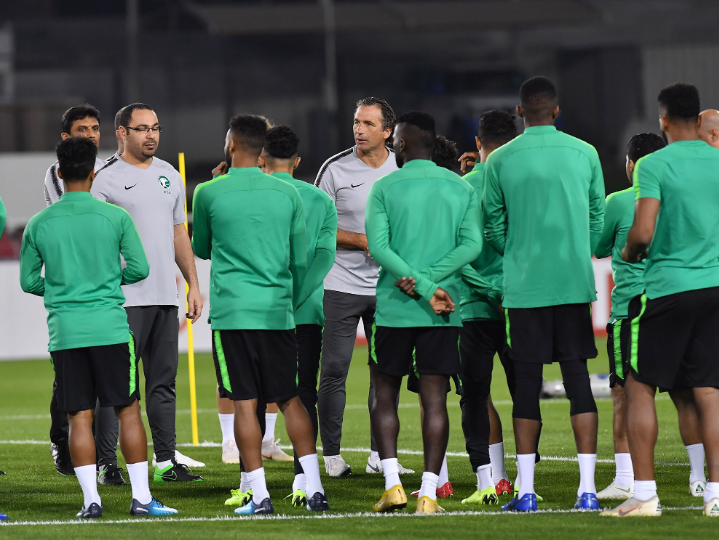 فيديو – رسالة من أساطير الكرة السعودية للاعبي المنتخب قبل كأس آسيا فيديو – رسالة من أساطير الكرة السعودية للاعبي المنتخب قبل كأس آسيا