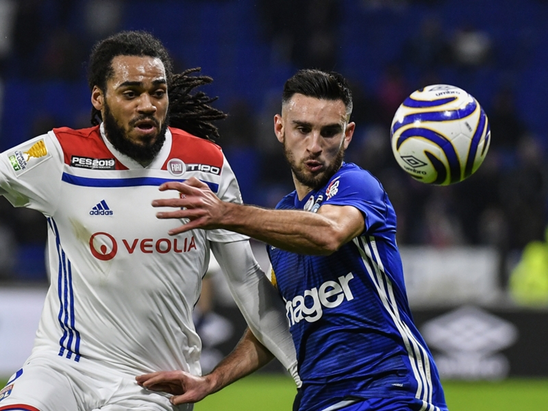 Lyon-Strasbourg 1-2 - Strasbourg surprend l'OL et composte son ticket pour les demi-finales de la Coupe de la Ligue Lyon-Strasbourg 1-2 - Strasbourg surprend l'OL et composte son ticket pour les demi-finales de la Coupe de la Ligue