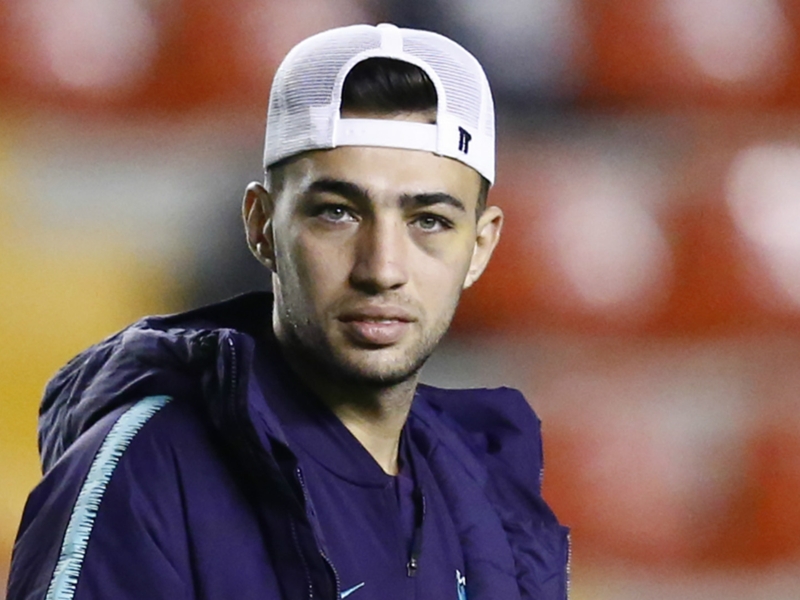 منير الحدادي يجري الفحوصات الطبية قبل الانضمام لإشبيلية منير الحدادي يجري الفحوصات الطبية قبل الانضمام لإشبيلية