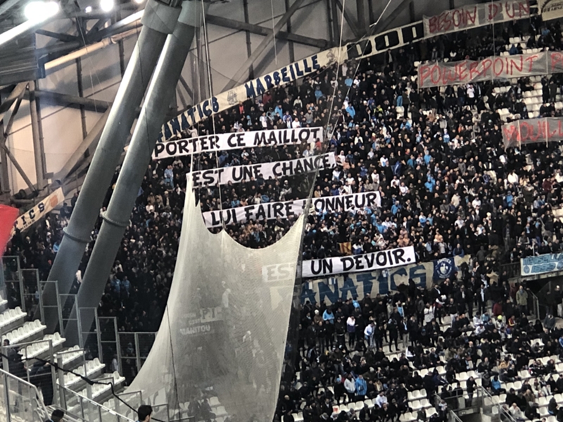 EN IMAGES - Marseille-Monaco : les banderoles des supporters de l'OM au stade Vélodrome