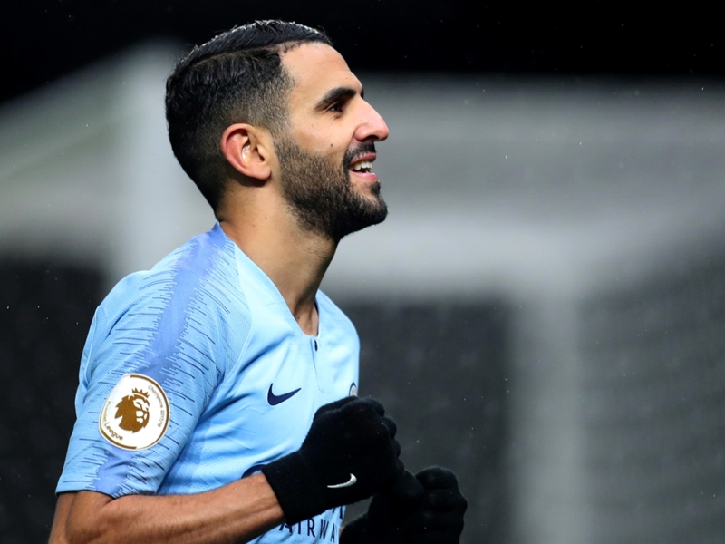 Ballon d'Or algérien : Riyad Mahrez, l'étoile verte ne stagne plus (5/5) Ballon d'Or algérien : Riyad Mahrez, l'étoile verte ne stagne plus (5/5)