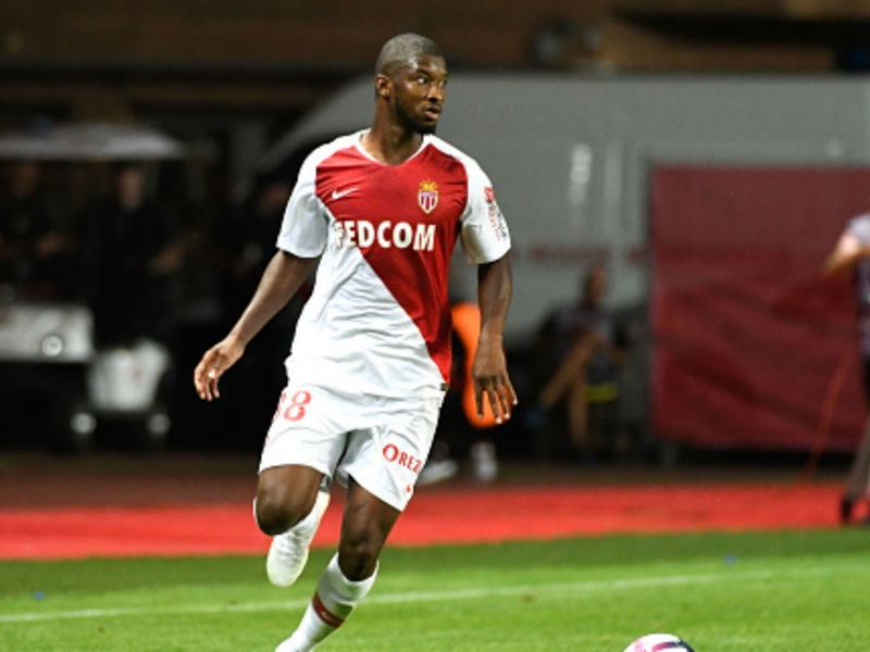 OFFICIEL - Almamy Touré rejoint l'Eintracht Francfort