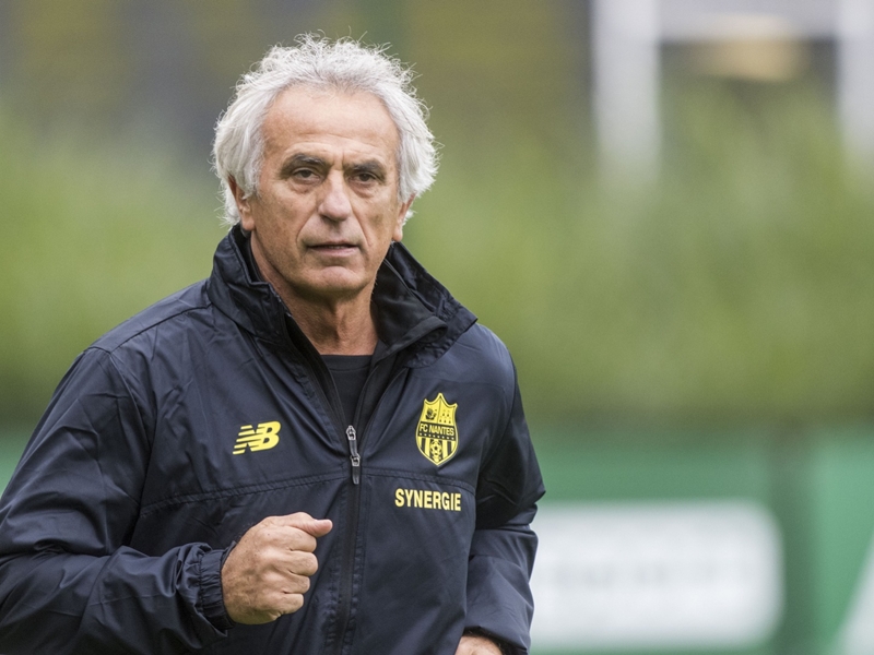 VIDÉO - Les mots d'Halilhodzic devant les fans à l'entrainement