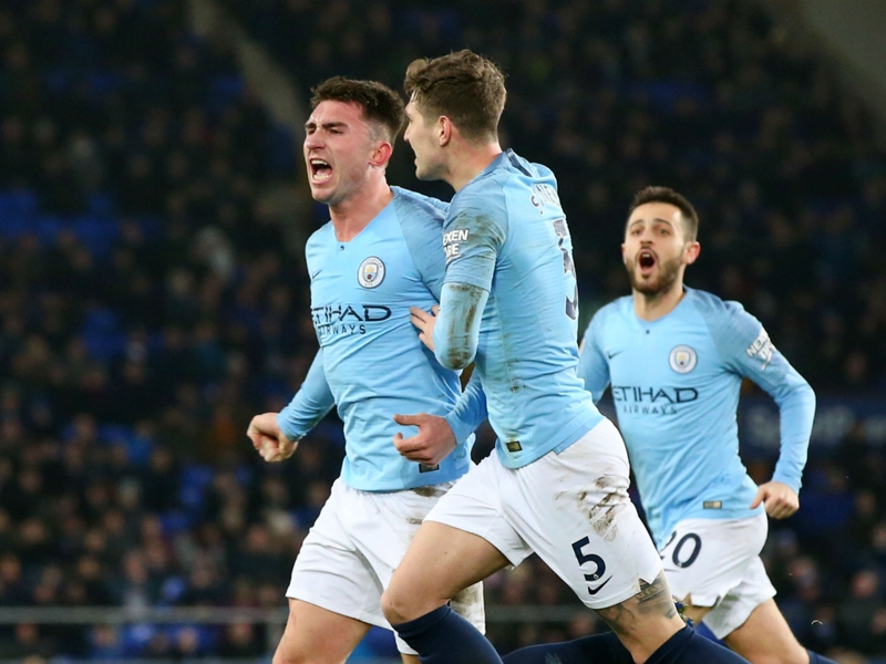Everton 0 Manchester City 2: Champions take over at Premier League summit