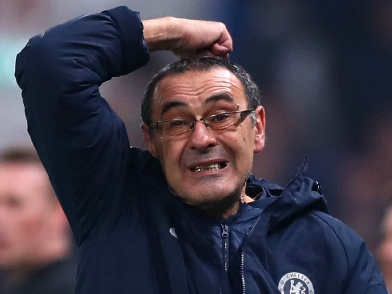 VIDÉO - Sarri confiant sur le fait de rester manager de Chelsea