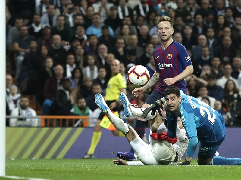 Real Madrid 0 Barcelona 1: LaLiga champions 10 points clear after Clasico win
