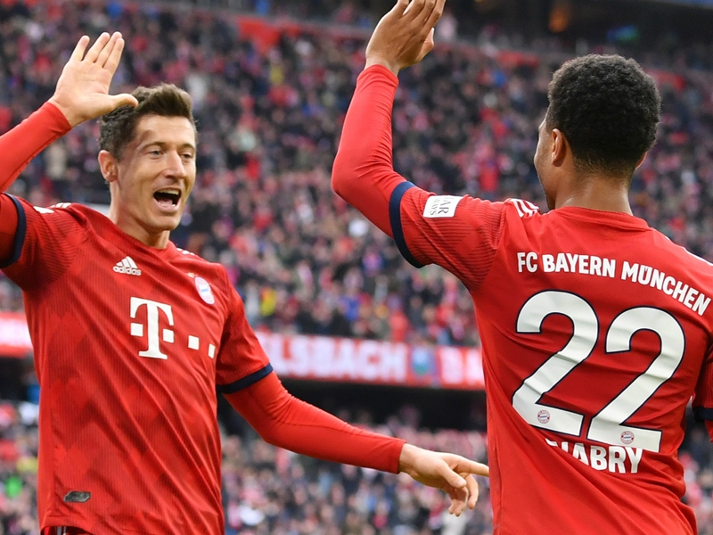 Bayern- Wolfsburg 6-0, le Bayern prend la tête, Lewandowski dans l'histoire