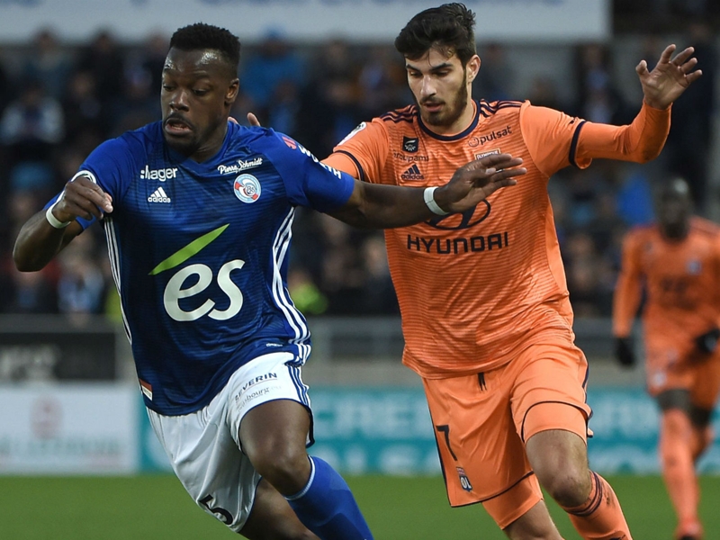 Strasbourg-Lyon 2-2, l'OL gaspille avant le Barça
