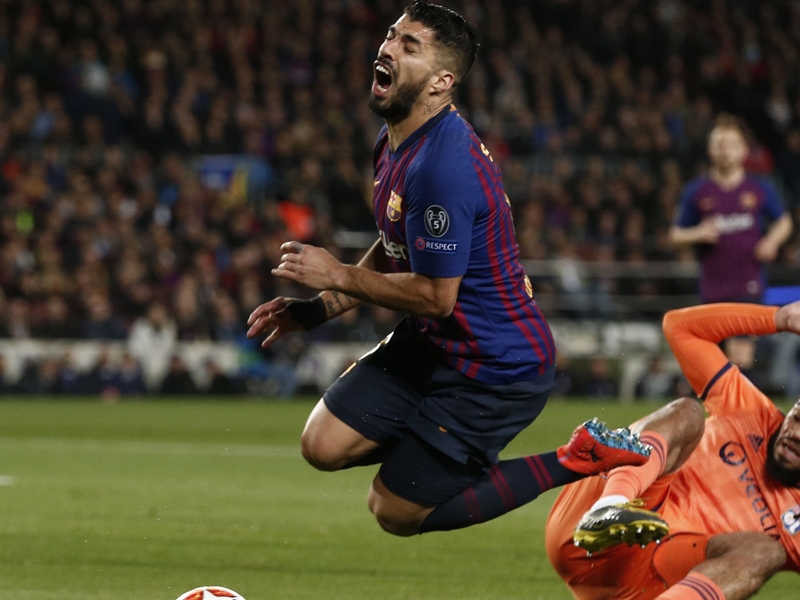 رسميًا - برشلونة يعلن عن مدة غياب سواريز عن الملاعب رسميًا - برشلونة يعلن عن مدة غياب سواريز عن الملاعب