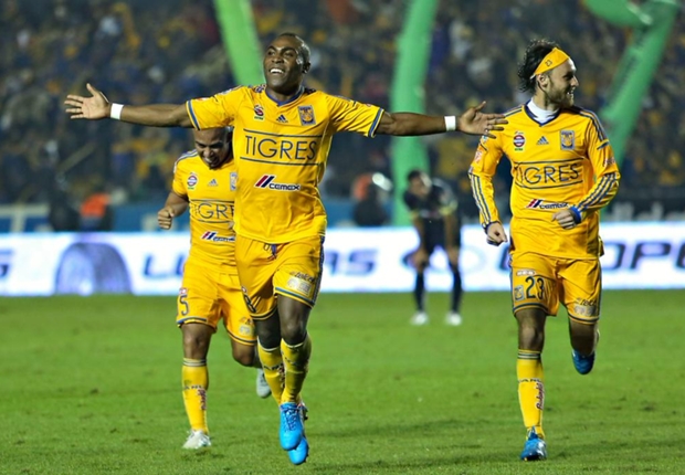 Joffre Guerrón marcó el gol de la victoria a los 64 minutos.