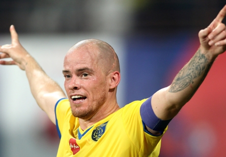 Hume rearing for second ISL stint