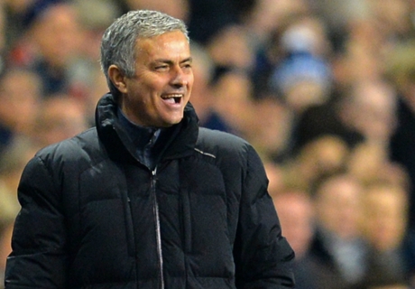 Mourinho apologizes for ref criticism