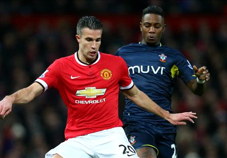 Shaw & Van Persie fit to face Cambridge