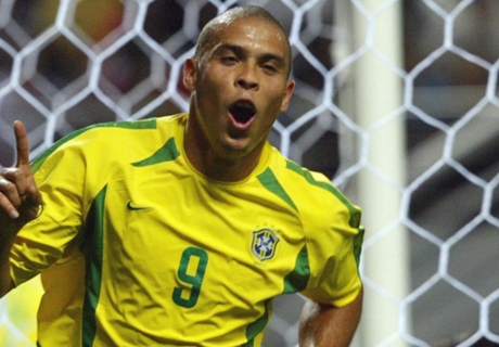 Ronaldo considering comeback