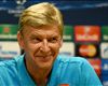Arsenal in the market for 'one or two players', reveals Wenger