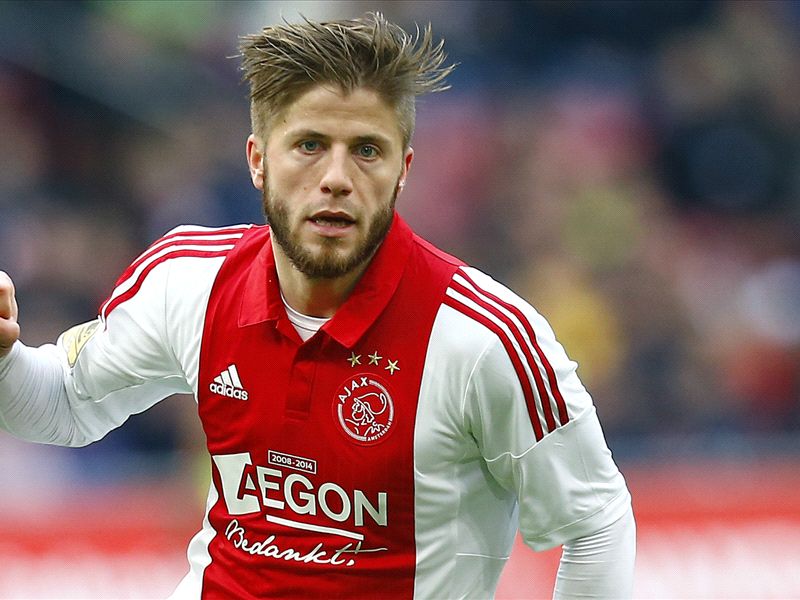 VIDEO: Ajax's Danish duo combine to show off silky skills