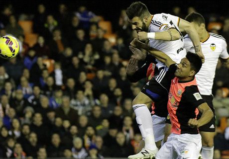 Negredo the hero for Valencia