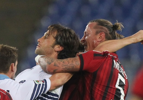 Mexes, cuatro partidos de sanción