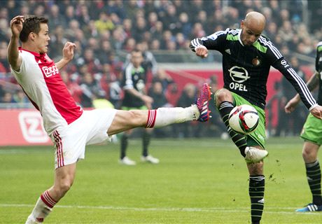 Ajax-Feyenoord Berakhir Tanpa Gol
