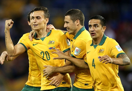 Socceroos beat UAE to reach final