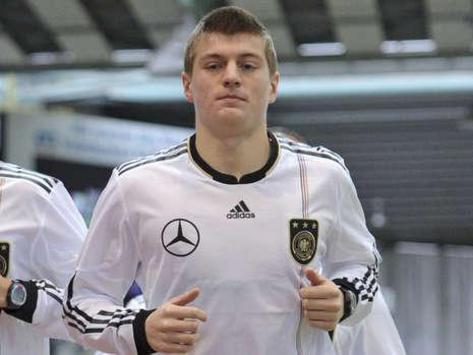 kroos In the new national dress