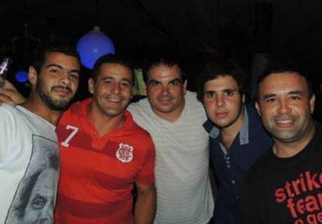 El árbitro también festejó