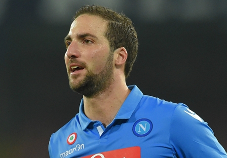 Higuain Pergi Dari Napoli Akhir Musim?