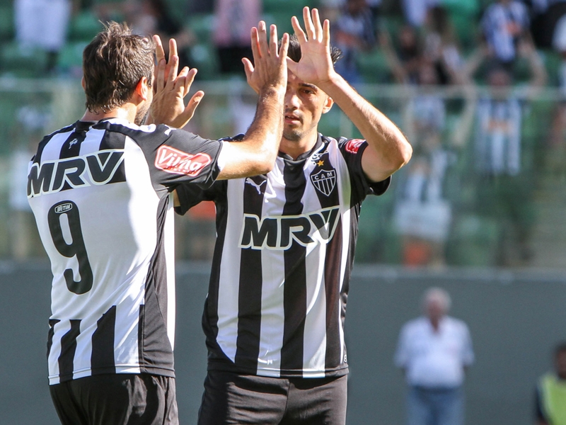 Atlético-MG 2 x 1 Democrata-GV: Galo faz festa no Carnaval e assume a ponta Atlético-MG 2 x 1 Democrata-GV: Galo faz festa no Carnaval e assume a ponta