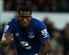 West Ham in talks to sign Distin
