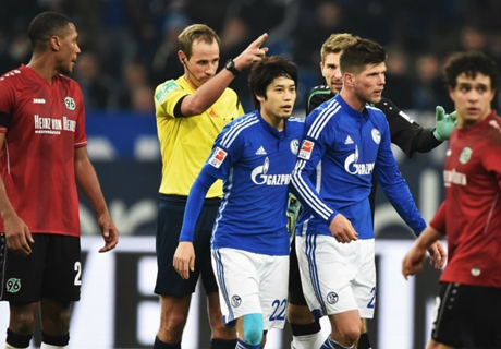 Schalke to appeal Huntelaar six game ban