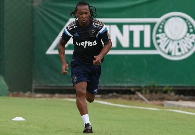 EXCLUSIVO: Palmeiras ainda não poderá contar com Arouca - Por Raony Coronado