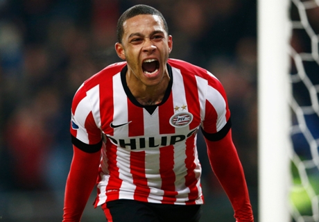 VIDEO: Depay shows Man U his class