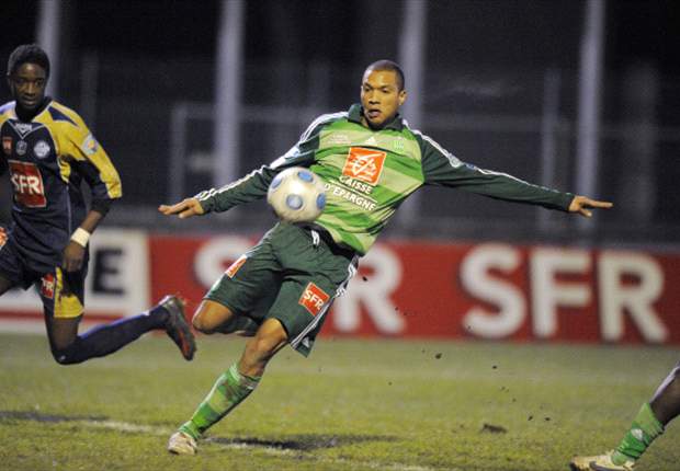 Ligue 1, ESTAC - Monsoreau revit