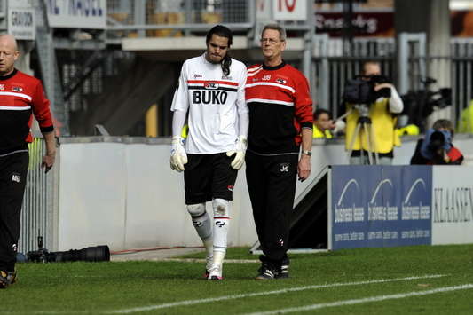 Sergio Romero injured, AZ (PROSHOTS)
