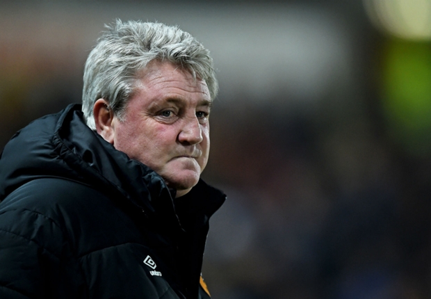 Bruce agrees new Hull City contract