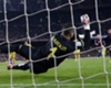 Neymar's look gave him away, says Asenjo