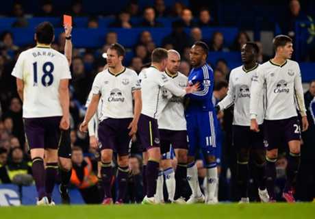 Chelsea en Everton krijgen geldboete