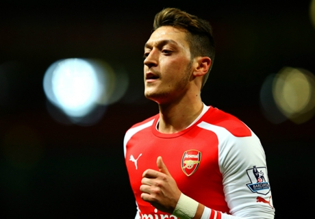 Scholes: Arsenal the easy option for Ozil