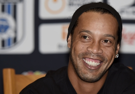 Wechselt Ronaldinho nach Angola?