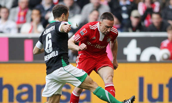 Bundesliga: FC Bayern München - Hannover 96, Franck Ribery, Steven Cherundolo (Getty Images)