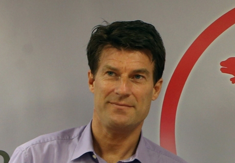 Laudrup confirms Japan interest