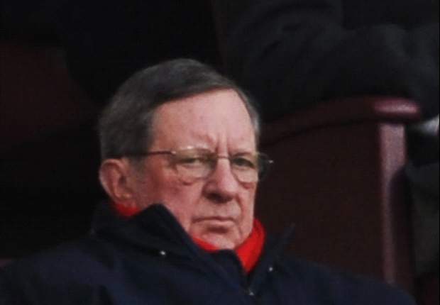 ANG - Le président d'Arsenal hospitalisé