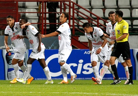 Once Caldas 2-2 Boyacá Chicó