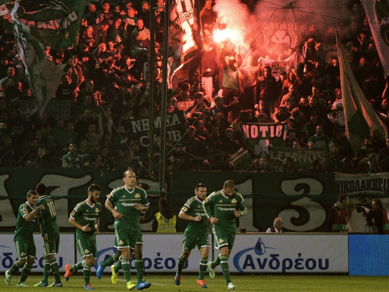 PAOK coach taken to hospital after brawl in derby at Panathinaikos